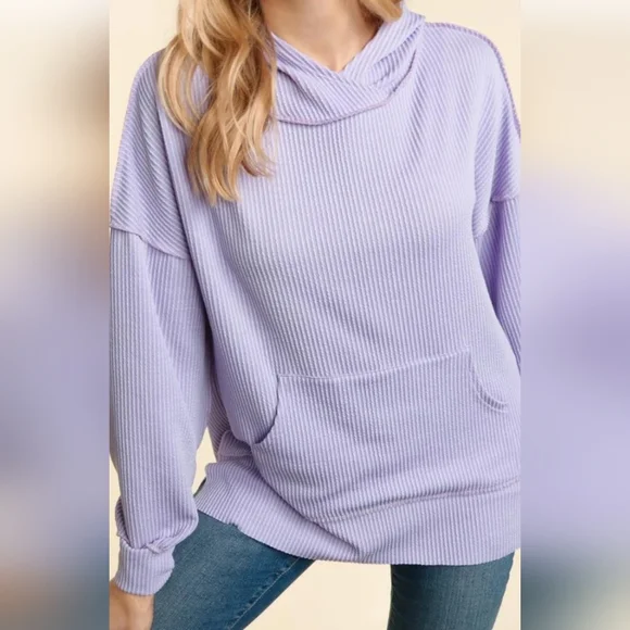 PLUS LAVENDER TEXTURED OVERSIZED PULLOVER WITH KANGAROO POCKET - Picture 3 of 5